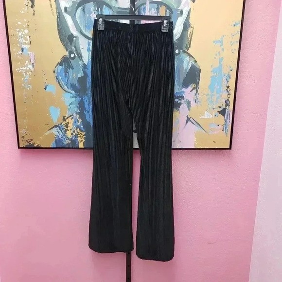 SHEIN Ribbed Black Velvet Flare Pull On Pant - Picture 2 of 6